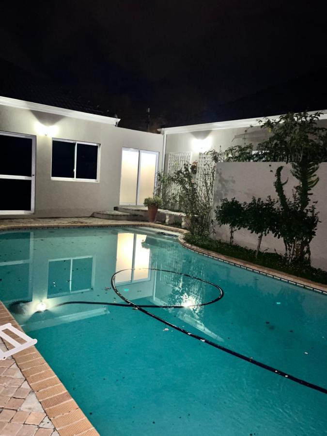 Little River Garden Apartment Somerset West Exterior foto
